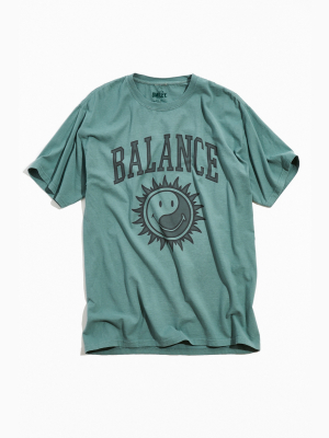 Balance Smile Tee