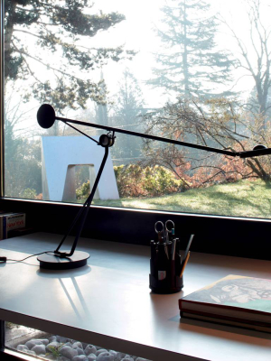 Aaro Table Lamp