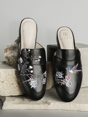 Roses And Swallow Black Mule