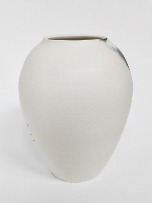 Tom Kemp Porcelain Vessel 7