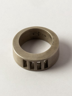 Crescent Ring (4-bar Punchout, 9mm, Da)