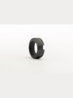 Crescent Rift Ring (9mm, Ka)