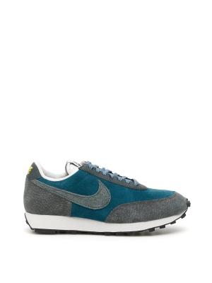 Nike Daybreak Low-top Sneakers