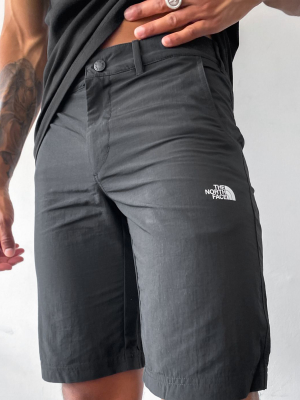 The North Face Tanken Shorts In Black