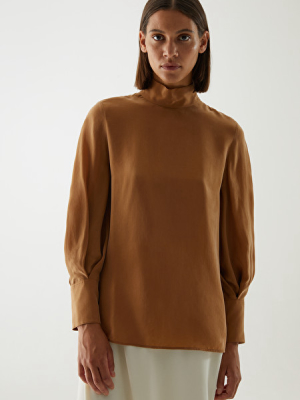 Soft Voluminous Sleeve Top