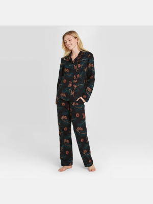 Women's Pine Cone Print Perfectly Cozy Flannel Long Sleeve Notch Collar Top And Pants Pajama Set - Stars Above™ Black