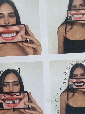Devon Carlson Smile 6+/7+/8+ Plus Case