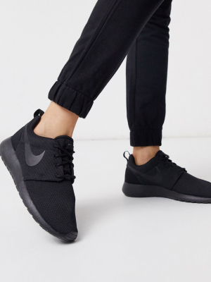 Nike Roshe 1 Trainer In Black