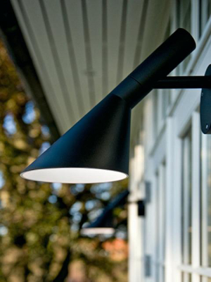 Aj50 Outdoor Wall Lamp