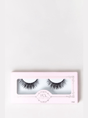 Lashes – Boudoir