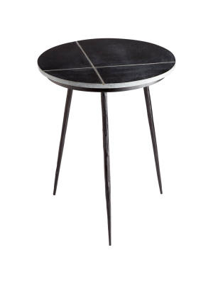 Sombrilla Side Table