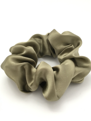 Zero-waste Silk Scrunchie