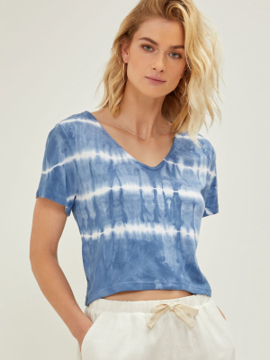 Cropped Blue Sky Wash V-neck Tee