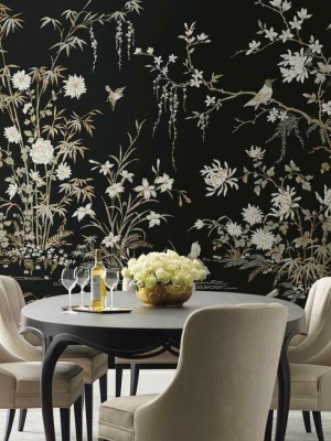 Flowering Vine Chino Wall Mural In Black From The Ronald Redding 24 Karat Collection By York Wallcoverings