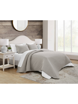 Queen 3pc Maxton Embossed Quilt Set Taupe - Jade + Oake