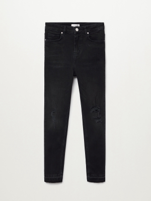 Ripped Details Skinny-fit Jeans