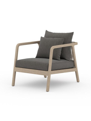 Numa Outdoor Chair