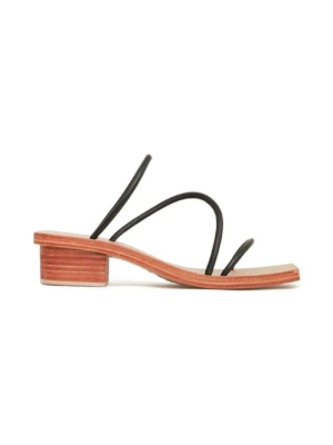 Nikko Sandal In Black