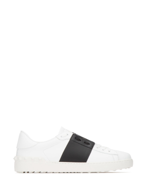 Valentino Garavani Rockstud Embellished Lace Up Sneakers