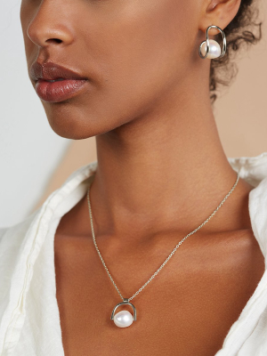Pearl Swerve Earrings In Silver