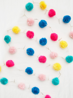 Sunnylife Pom Pom String Lights