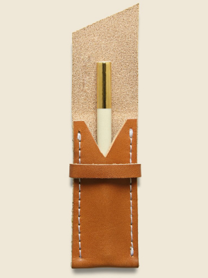 Klai One-hitter & Tan Case