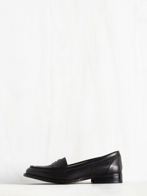 Only A Dapper Of Time Loafer In Black