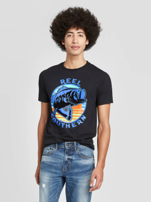 Men's Short Sleeve Crewneck Reel Southern Graphic T-shirt - Awake Black