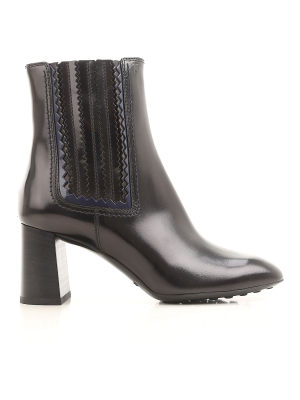 Tod's Zigzag Detail Boots