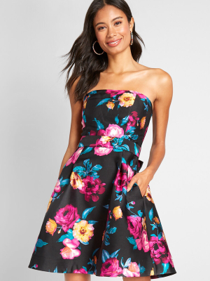 Soiree Starlet Strapless Dress