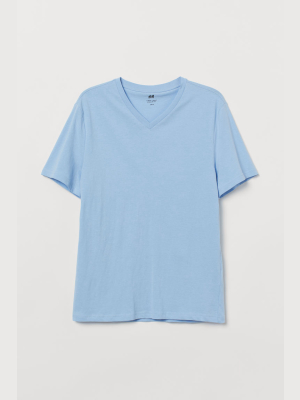 Regular Fit V-neck T-shirt