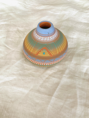 Medium Vase Pottery - Navajo