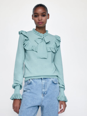 Ruffled Knit Sweater With Bow