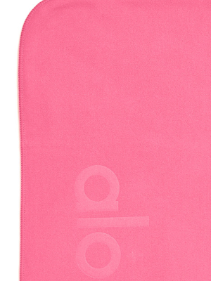 Performance No Sweat Hand Towel - Hot Pink