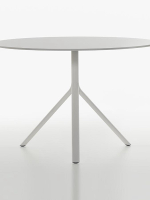 Outdoor Miura Fixed Dining Table