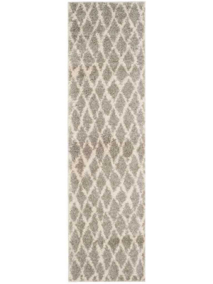 Berber Diamond Shag Light Gray/cream Runner Rug