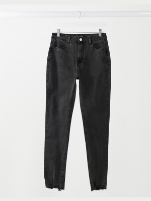 In The Style X Shaughna Straight Leg Jean In Black