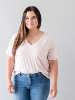 Women’s Relaxed Fit V-neck In Blush