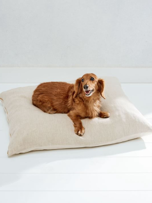 The Wolf Nest Linen Dog Bed