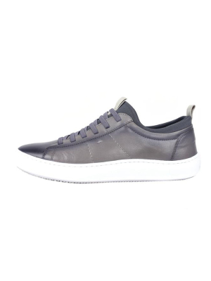 Cameron Nappa Sneaker