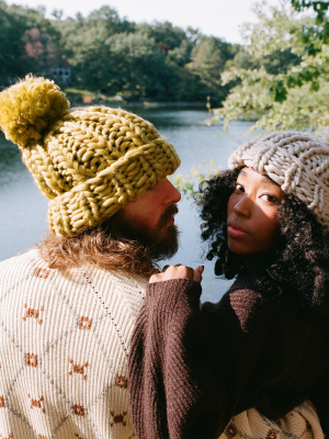 Super-chunky Knit Pompom Beanie