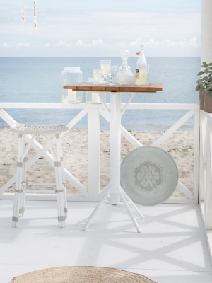 Salsa Bar Stool Exterior