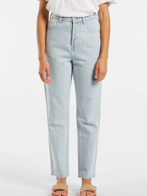 The High Rise Straight Leg Jean - Washed Blue