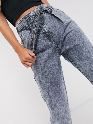 Urban Bliss High Waisted Relaxed Mom Jeans With Belt