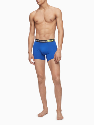 Bold 1981 Boxer Brief