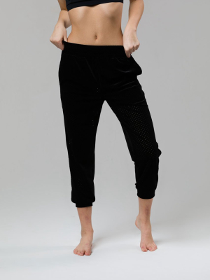 Onzie Velour Crop Pant