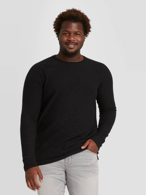 Men's Big & Tall Standard Fit Long Sleeve Textured Crew Neck T-shirt - Goodfellow & Co™