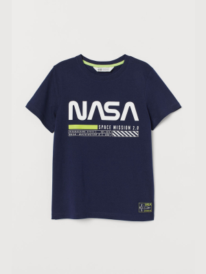 T-shirt With Printed Design