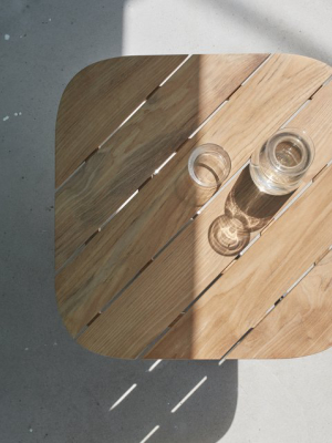 Lilium Lounge Table