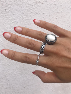 Women's Silver Ring With Mother Of Pearl Stone